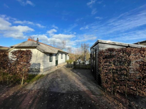 Holiday home in Sint Nicolaasga with garden